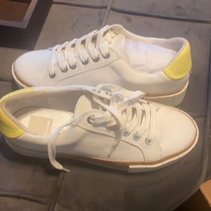 Dolce vita Yvon sneakers size 7